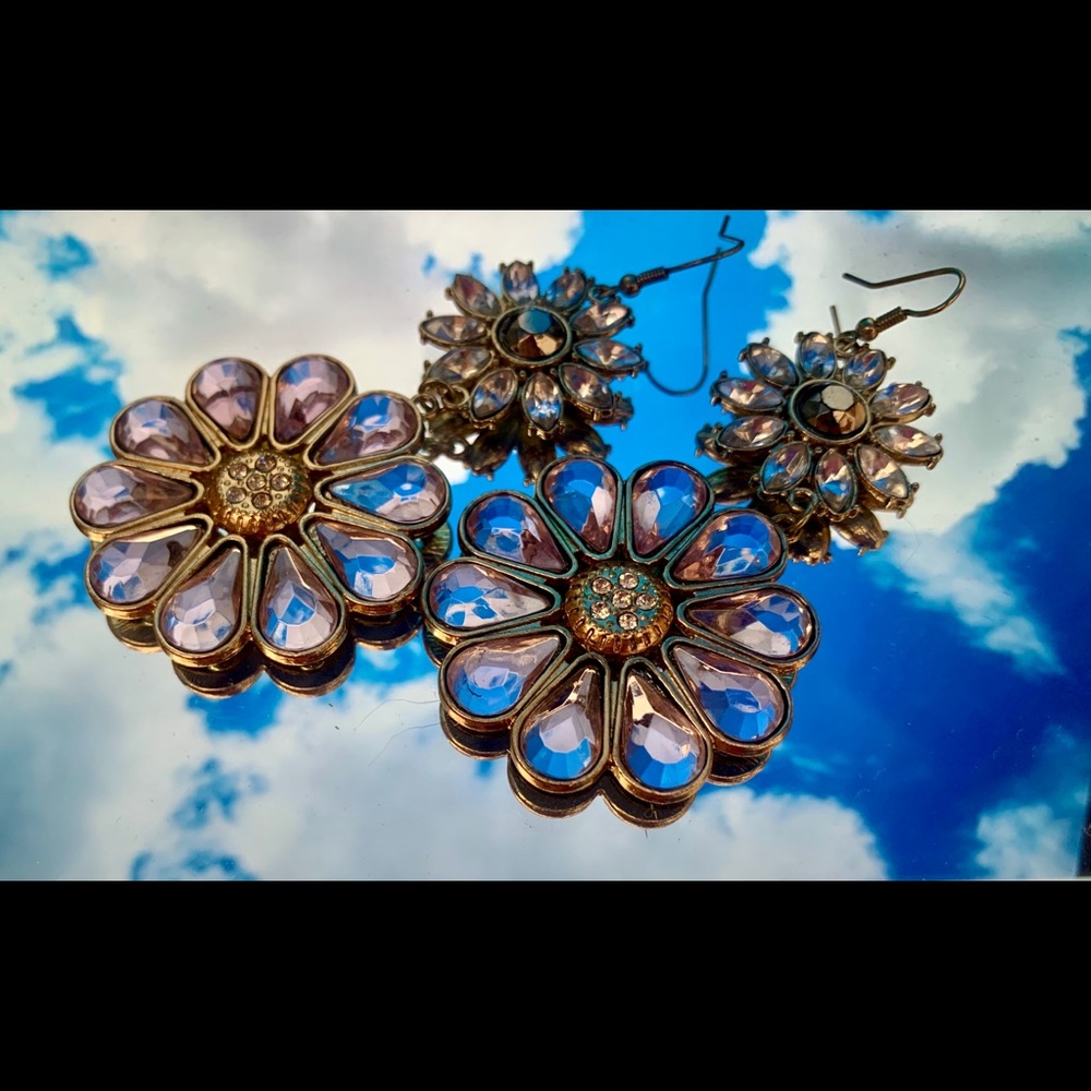 Flower earrings | Never used